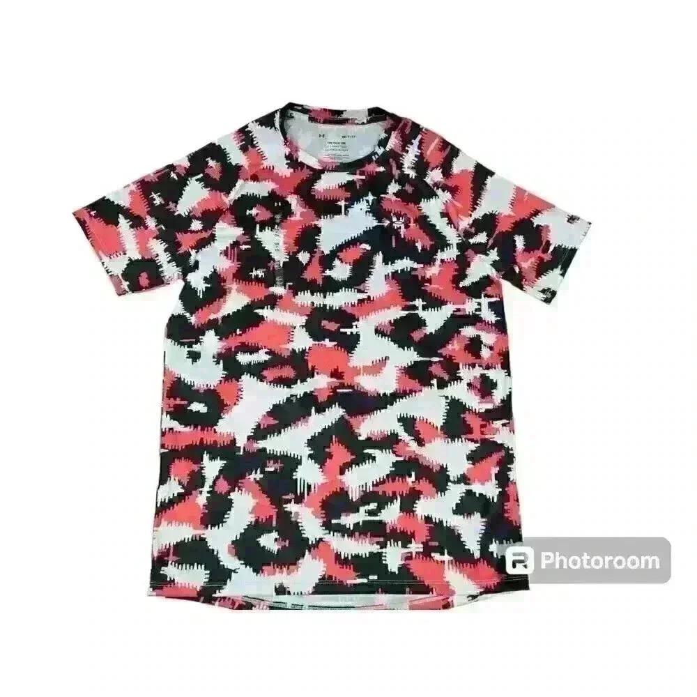 Under Armour The Tech Tee Men's Small Camo Red Black Loose Activewear